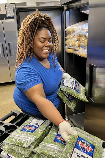 Ebonee stocking freezer