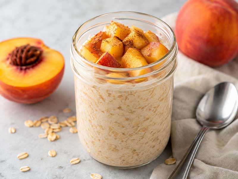 peach overnight oats